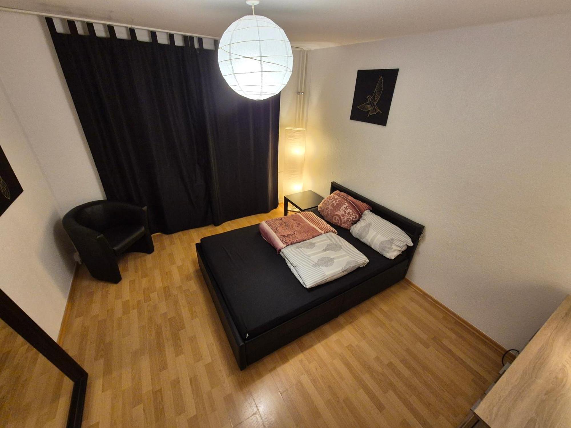 Schoene 3 Schlafzimmer Wohnung Mit 4 Dopplbetten Berlin Luaran gambar